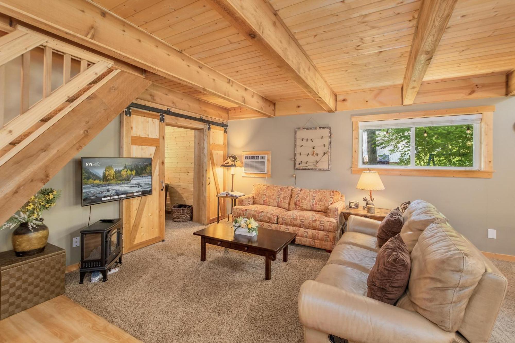 Lil Bigfoot Chalet By Nw Comfy Cabins レブンワース エクステリア 写真